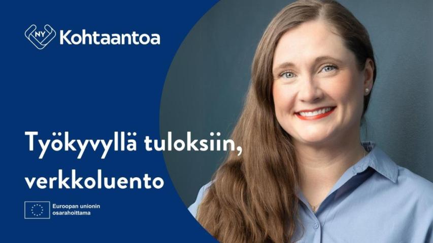 Hymyilevä henkilö ja luennon nimi.